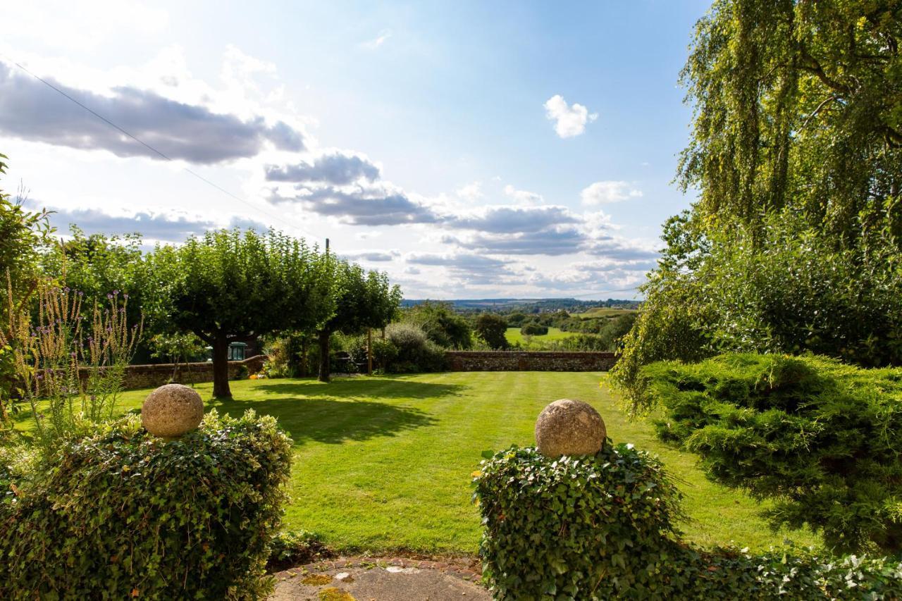 Pounce Hall -Stunning Historic Home In Rural Essex سافرون والدن المظهر الخارجي الصورة