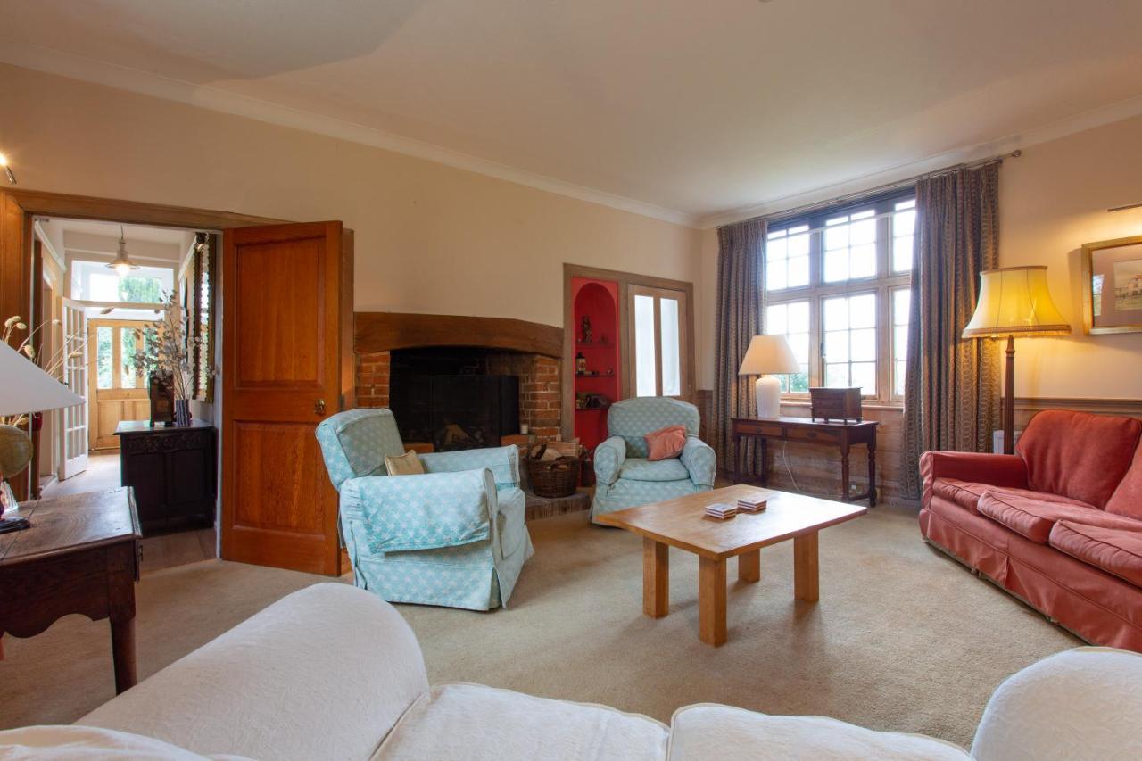 Pounce Hall -Stunning Historic Home In Rural Essex سافرون والدن المظهر الخارجي الصورة