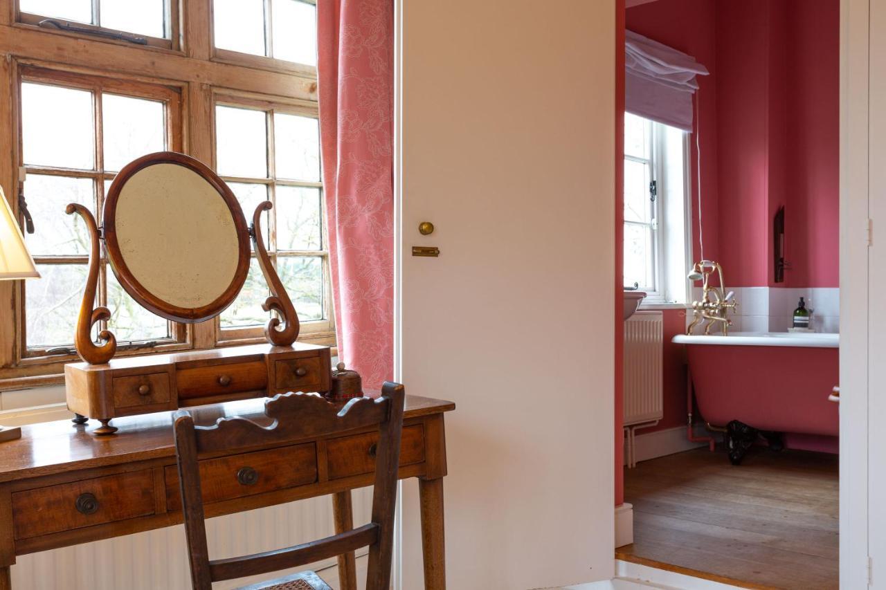 Pounce Hall -Stunning Historic Home In Rural Essex سافرون والدن المظهر الخارجي الصورة