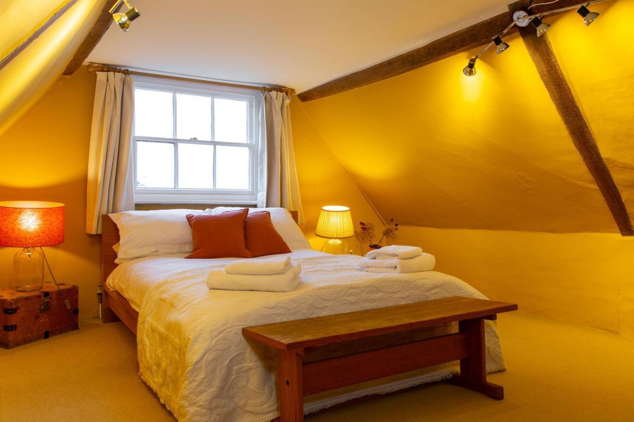 Pounce Hall -Stunning Historic Home In Rural Essex سافرون والدن المظهر الخارجي الصورة