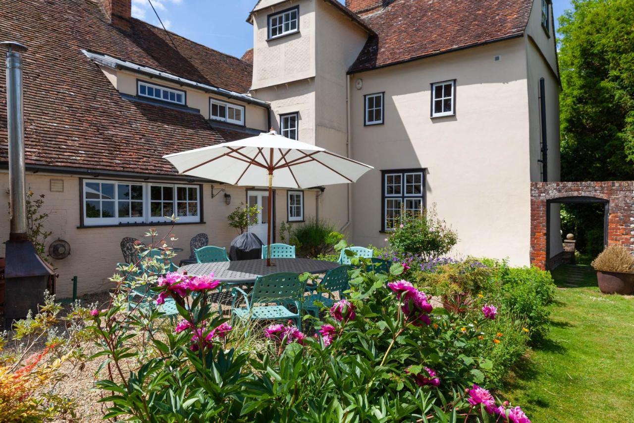 Pounce Hall -Stunning Historic Home In Rural Essex سافرون والدن المظهر الخارجي الصورة