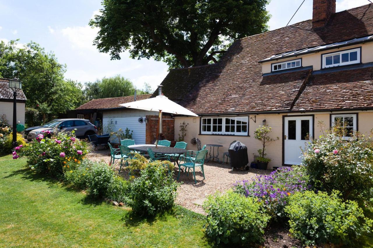 Pounce Hall -Stunning Historic Home In Rural Essex سافرون والدن المظهر الخارجي الصورة